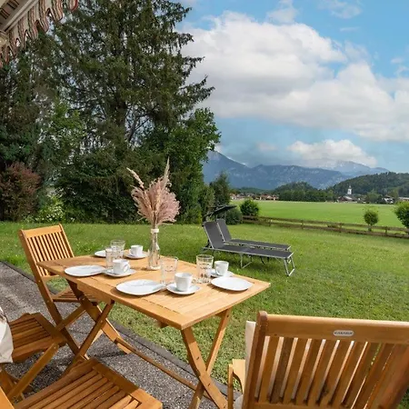 Luxus Panoramagarten,klimaanlage Mit Einem Traum Blick